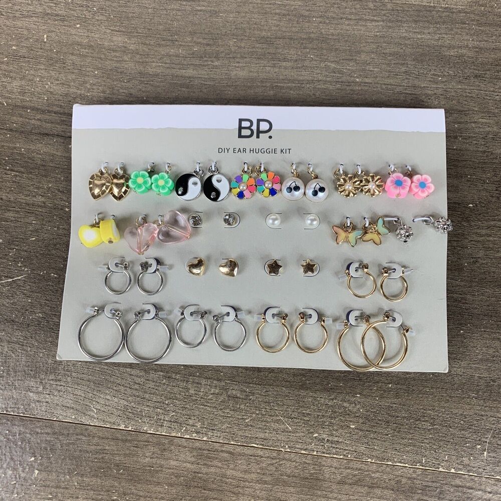 BP Nordstrom DIY Ear Huggie Kit Gift Bag Set NEW 21 Pairs of Earrings
